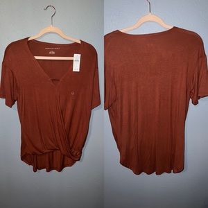AMERICAN EAGLE Burnt Orange Twist Front Short Sleeve